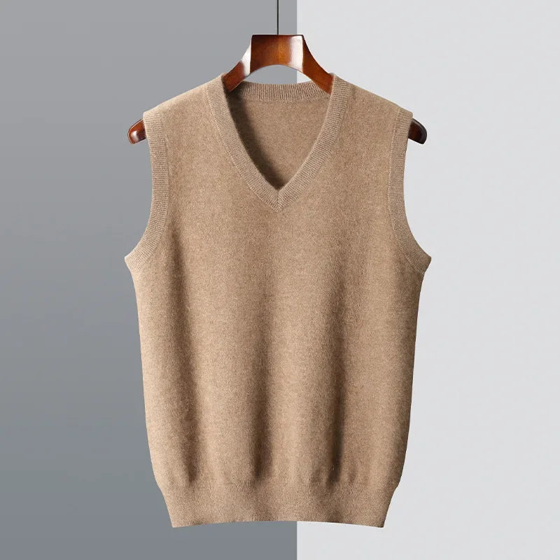 ELLIS | Fine-Knit V-Neck Vest