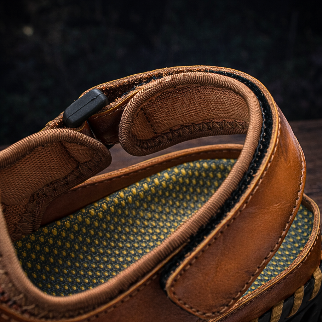 Angus | Men's Outdoor Walking Sandals